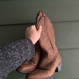 Ariat Tan Leather Cowboy Boots